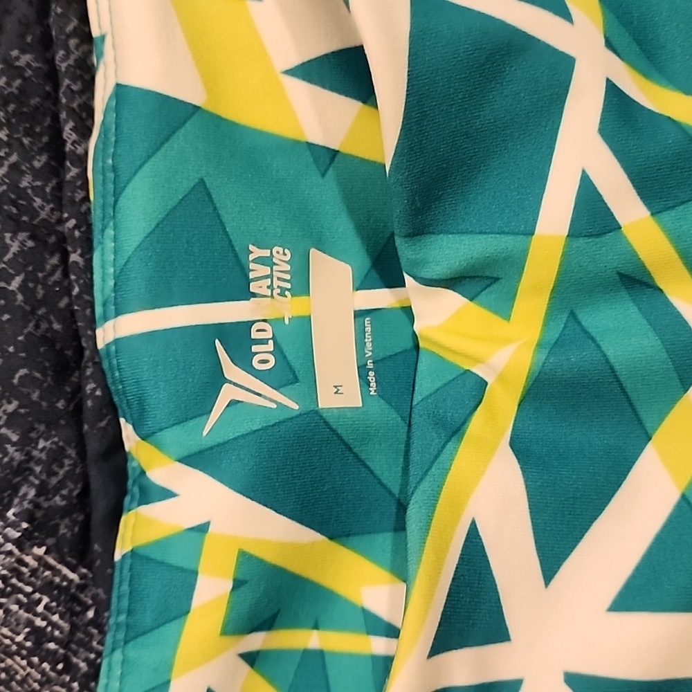 Brand new Old Navy athletic pants Medium